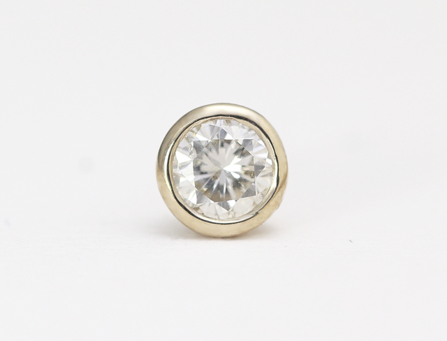 ◯ダイヤモンドパーチ◯天然ダイヤモンド〈無色〉◯0.2ct◯K18CG