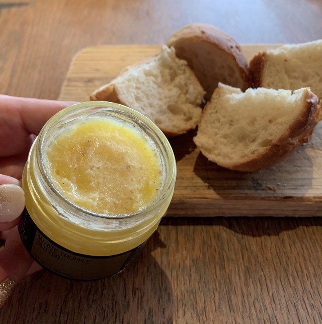 白トリュフバター Fresh Truffle Japan