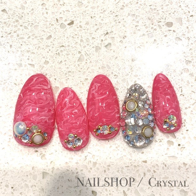 013 ピンク ホワイト マーブル スワロフスキー埋め尽くし Nailshop Crystal ネイルチップ専門店