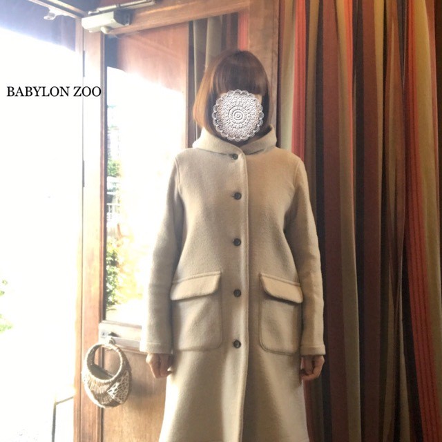 Tina And Susieのダブルフェイス フードコート Babylon Zoo