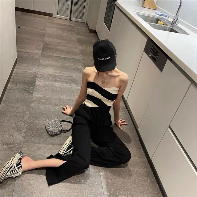 stylish design bare top