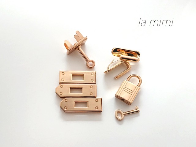 即納 Bパターン カギ ベルト受け付きひねり金具 La Mimi