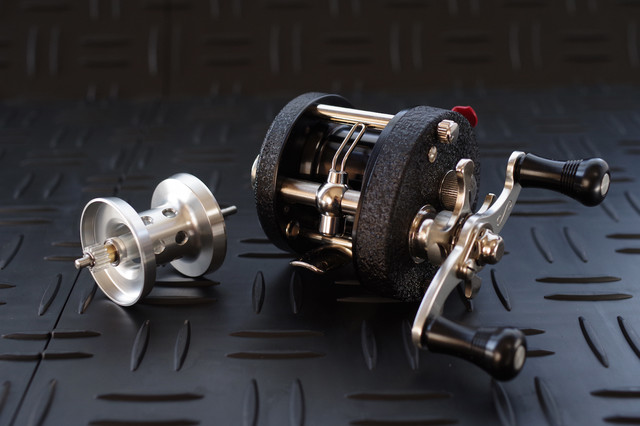 521sss T Vintage Black Luck Online