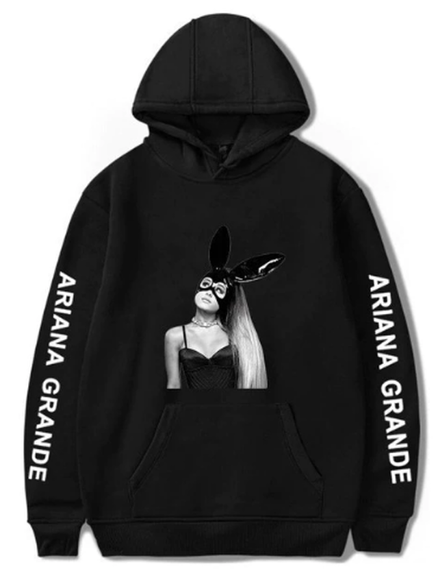 日本未発売 アリアナ グランデ Ariana Grande ベストアルバム表紙デザインプリント トレーナー 黒 送料無料 Select Shop Salu