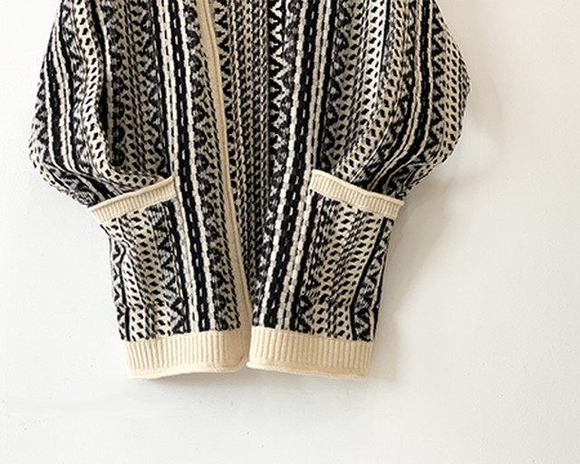 フォークロア柄ジャガードニットカーディガン Aspsyche アズプシュケ