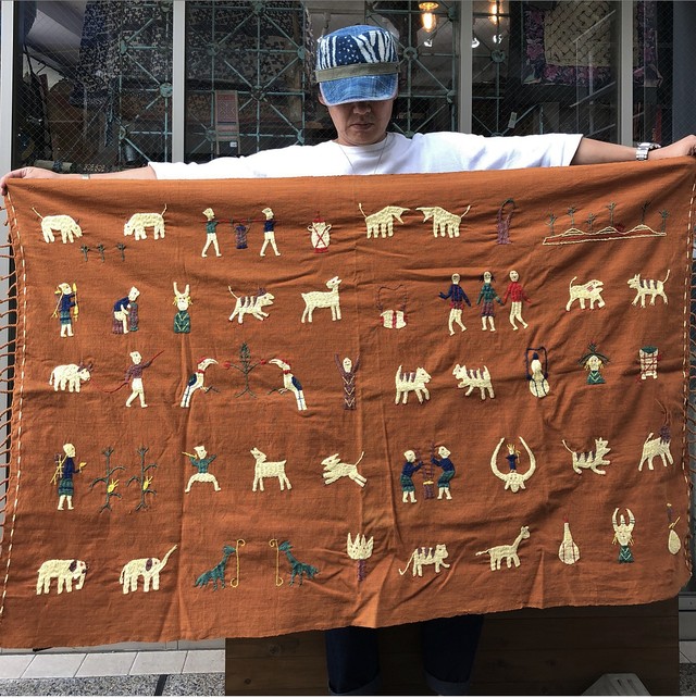 チン族 ゆるキャラブランケット テラコッタオレンジ Atelier Ren アトリエレン アジアの手仕事