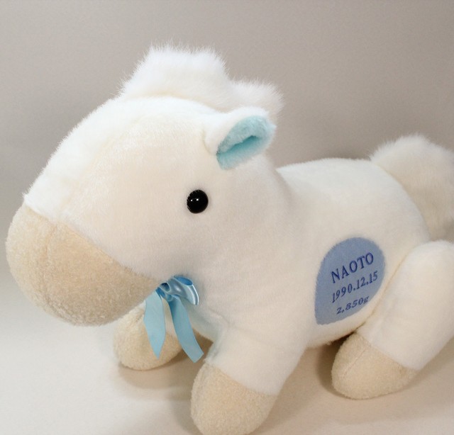 馬のウェイトドール 男の子 ぬいぐるみ 体重ホース 親ギフト 出産祝い 誕生日プレゼント 干支 十二支 午年 うま 幸せデリバリー リングピローなどの結婚式アイテム 手芸用品の通販