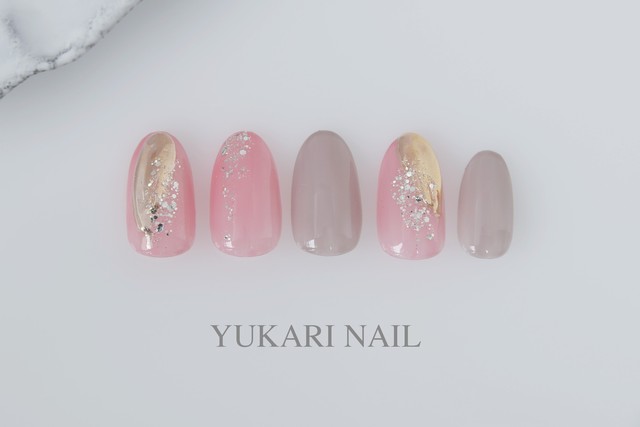大人可愛いぷっくりミラーネイル Yukarinail
