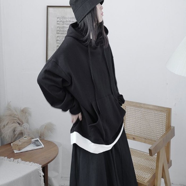 重ね着風 フード付きスウェット トレーナー パーカー フーディ バイカラー 無地 オーバー ルーズフィット カンガルーポケット ブラック ホワイト 黒 白 レディース メンズ ユニセックス 韓国 カジュアル ストリート モード お支払い後日以内に発送 Top381 Garcons
