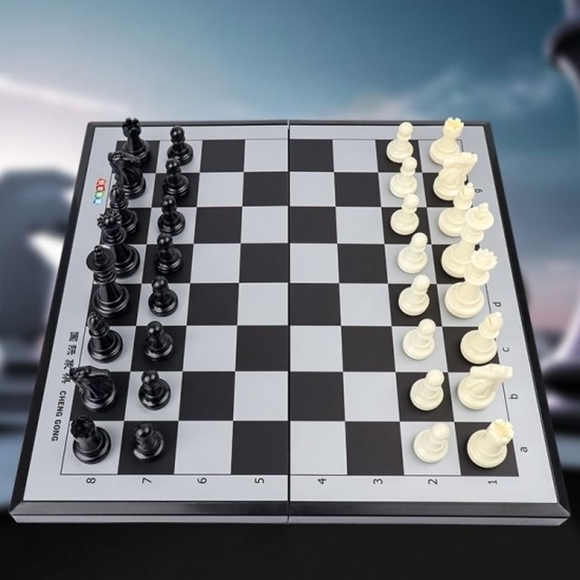 チェス ボードゲーム 子供 チェス盤 折りたたみ 持ち運び おもちゃ パーティー ファミリー ボードゲーム 子供 チェス盤 折りたたみ 持ち運び おもちゃ パーティー ファミリー チェス ボードゲーム Leaflower 001 リーフラワー レディースファッション専門店