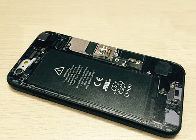 スマホケース Iphone 6 Plus プラス シリコン アイフォン ケース アイホン カバー バッテリー柄 ａｄｆ