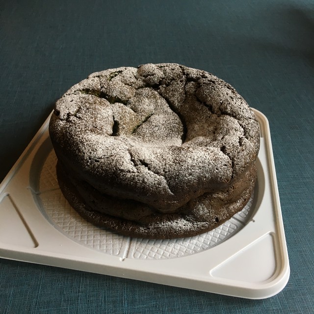 ホールケーキ 鹿児島茶のガトーショコラ Arvo