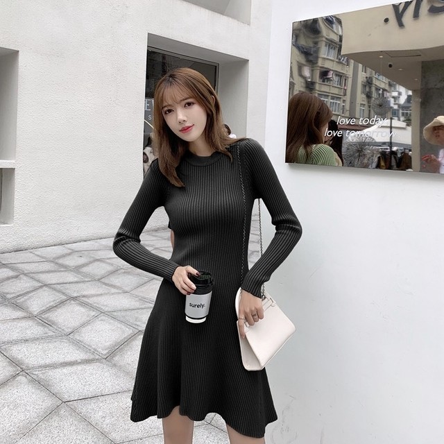 今季注目のロングブーツに合う ラウンドネック リブニット 切り替え Aラインワンピース ミニ丈 シンプル ワンピ 大人可愛い フェミニン 着回し モテ服 ピスタチオグリーン Solana ソラナ