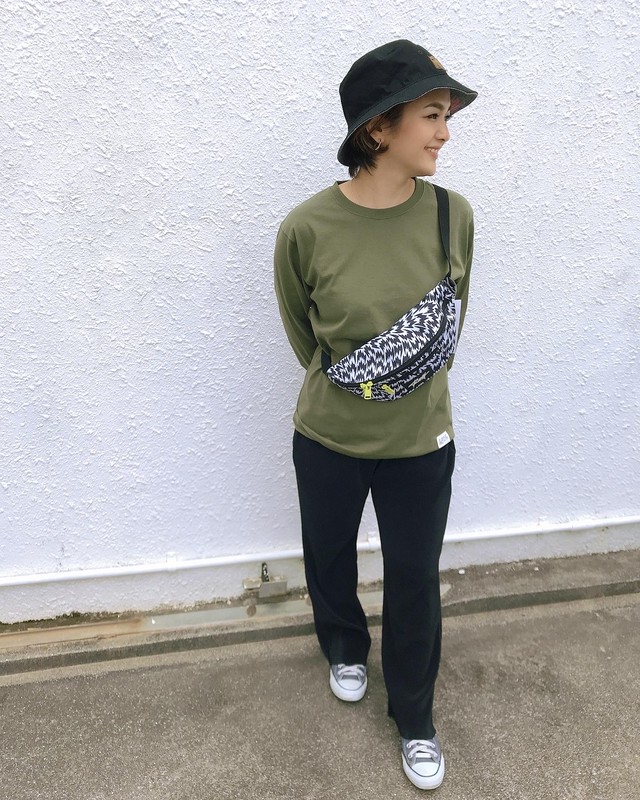 Aj044 056 ルーカ レディース 50 50 Rvca Ls Tee ロングスリーブｔシャツ ロンt 長袖 カジュアル 人気ブランド おしゃれ S 黒 白 グリーン系 黄色系 紫 Rvca Beachdays Okinawa