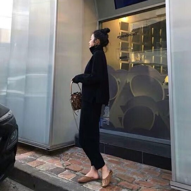 ニットセットアップ ニットセーター ニットパンツ ロング丈 ツーピース タートルネック 無地 ゆったり 30代 40代 50代 おしゃれ ニットウェア ベージュ ブラック ブルー お出かけ 女子会 S M L Xl At709 Sunny Place