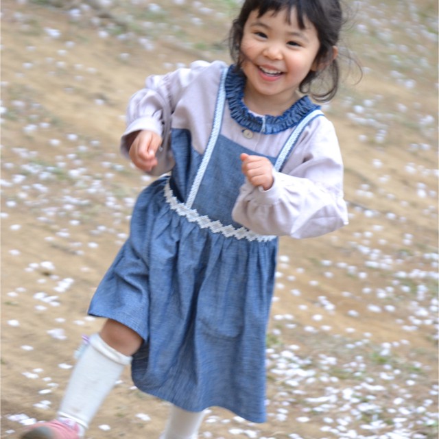 受注生産 エプロンみたいなワンピース ーss Sakuraー Caracol Theater