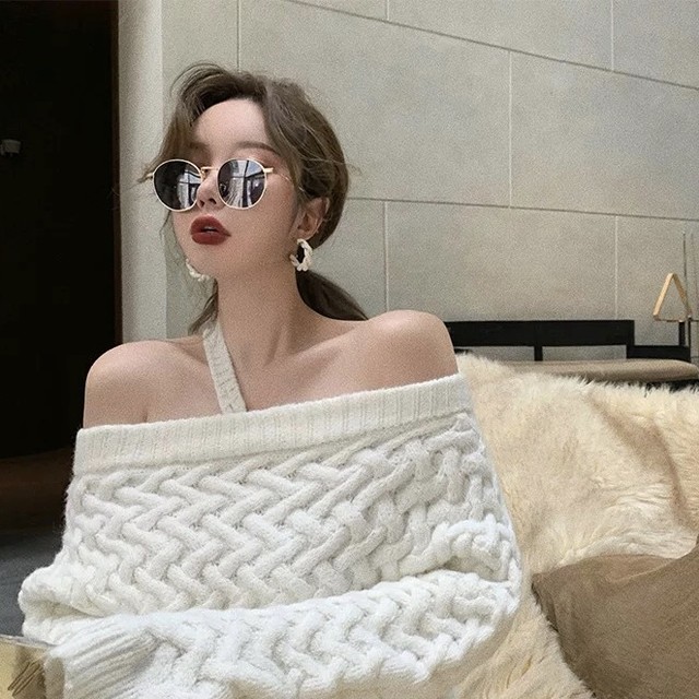 one shoulder woven knit