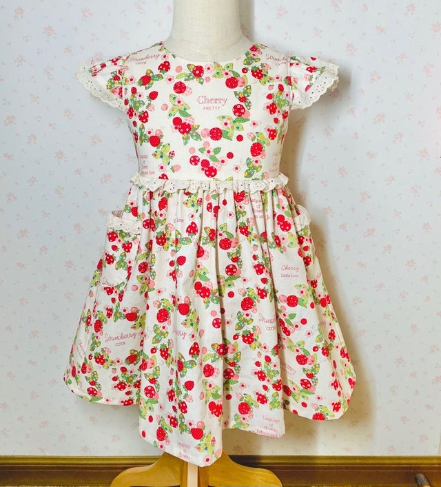 キッズ ワンピース 女の子 子供 可愛い イチゴ柄 フリル Marumarumaru