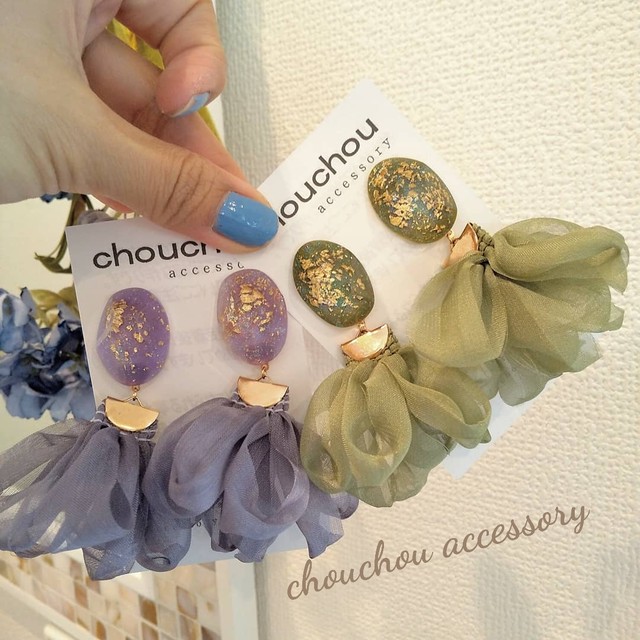 イヤリング無料 再販 ディズニープリンセス 金箔レジン タッセル ハンドメイドピアス Chouchou Accessory926 イヤリング無料 ピアス