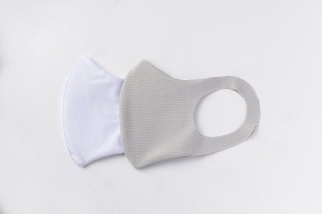 洗える フィリピン製 中国製 立体ストレッチマスク フリーサイズ 吸水速乾 花粉 Uvカット 男女兼用 ホワイト ライトグレー ミノウラオンラインより移転品 Manytimes オリジナルマスク 水着素材