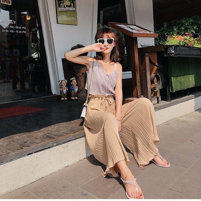 お取り寄せ品 ワイドに広がるフレアガウチョパンツ Lotustage