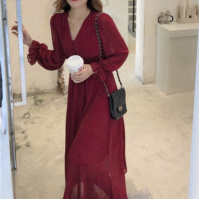 ロングワンピース ワンピ 韓国 コーデ きれいめ 40代 30代 代 ドット ワンピース フレア袖 体型カバー ゆったり 透け感 ハイウエスト ピン ドット フレア ロング丈 おしゃれ 大人 可愛い Dress Plaatje