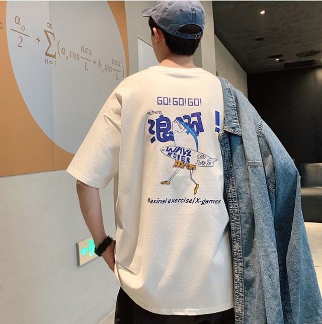 Tシャツ メンズ 半袖 ファッション カットソー 韓国風 カジュアル ブラック ホワイト 春夏 代 30代 個性 吸汗速乾 ラウンドネック 綿100 大きいサイズ ゆったり スポーツ アメカジ ワンピの里 Tシャツ メンズ 半袖 ファッション カットソー 韓国風 カジュアル ブラック ホワイト 春夏 代 30代 個性 吸汗速乾 ラウンドネック 綿100 大きいサイズ ゆったり スポーツ アメカジ ワンピの里