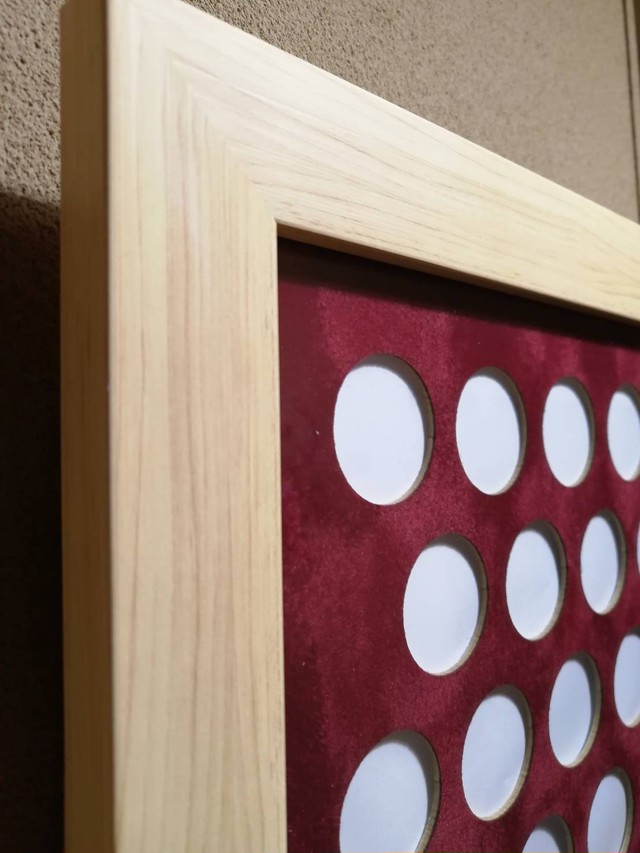 記念メダル収納ケース 113個収納 吊り下げ額縁 送料無料 オリジナル記念メダルｓｈｏｐ