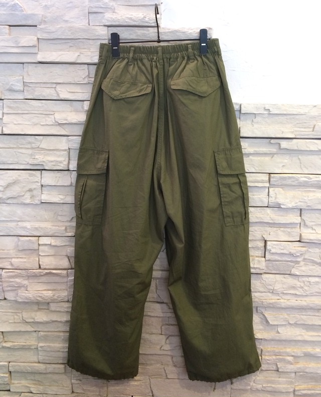 Om タックワイドカーゴパンツ Wardrobeoita