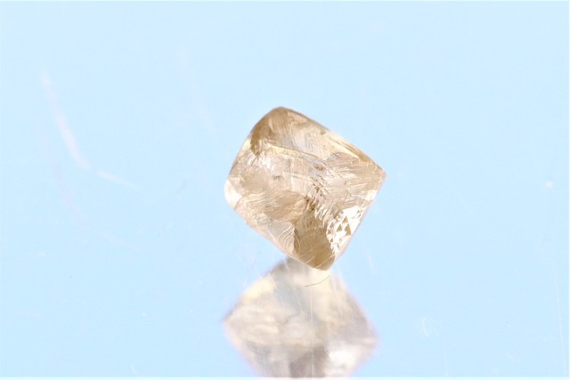 「ソーヤブル」原石 〇天然ダイヤモンド 〇ブラウン 〇0.25ct
