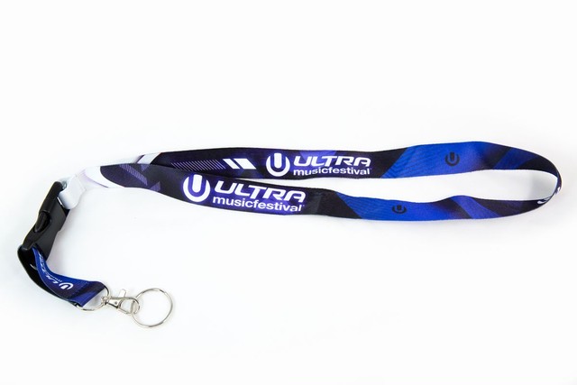 Ultra ネックストラップ ブルー Ultra Boutique Ultra Fashion Store Ultra ファッション ストアー