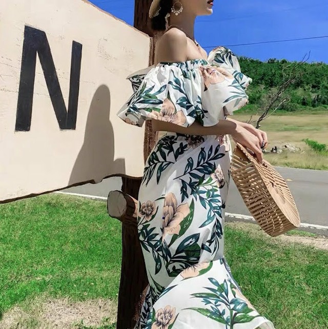 花柄フリルオフショルダーロングワンピース リゾートワンピース Liliana