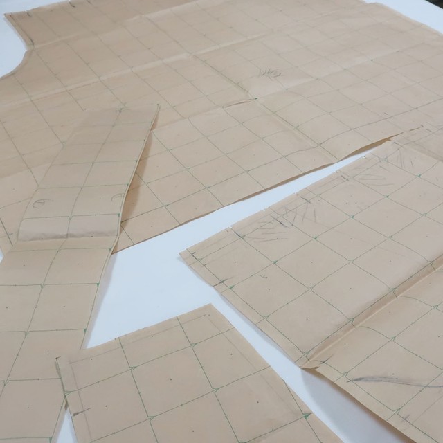 型紙 Pattern 身頃２枚のドロップポケットワンピース 半袖 A Dress That Can Be Made With Two Simple Bodice Short Sleeve リッチクロスパターン Richcloth Pattern