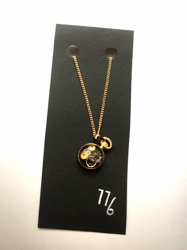 懐中時計ネックレス 狂った時計屋 Picturebookworld