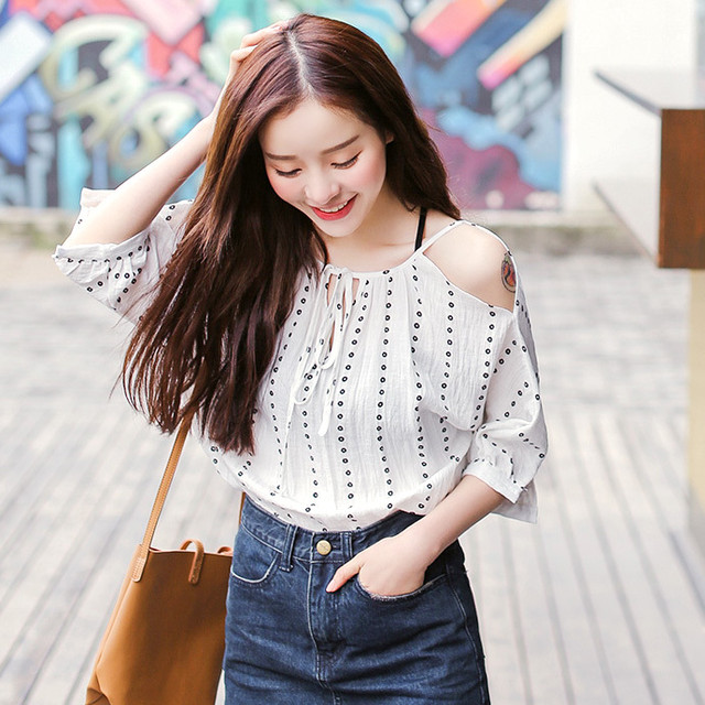夏物最終セール オフショル肩出しドットストライプブラウス 海外 韓国 韓国ファッション 韓国スタイル レディース 17 春夏トレンド 韓国 レディース キッズファッション Londonbridge ロンドンブリッジ