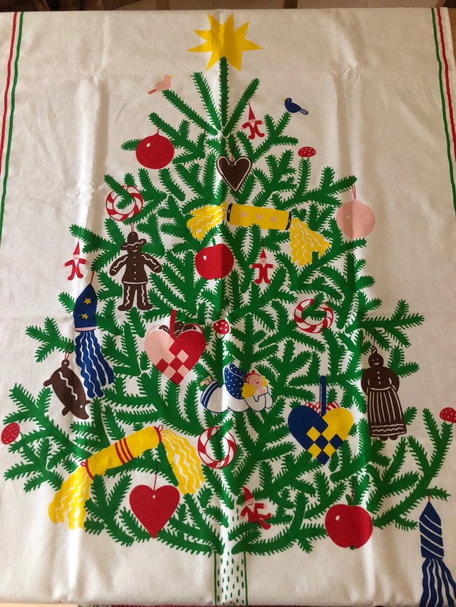 北欧 Almedahls クリスマスツリーのタペストリー ヴィンテージ Pilvi ピルヴィ