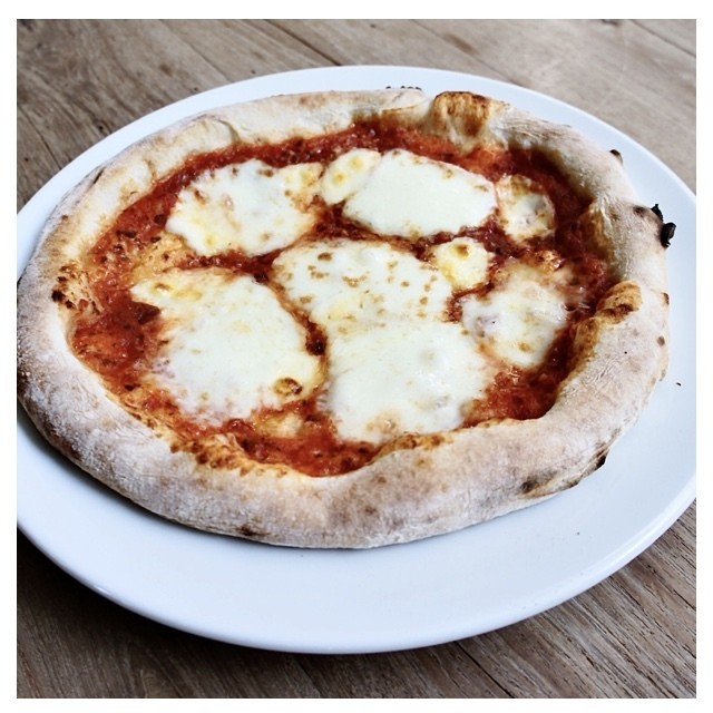 【冷凍:送料込】アーペお任せお料理セット+PIZZA2枚付き