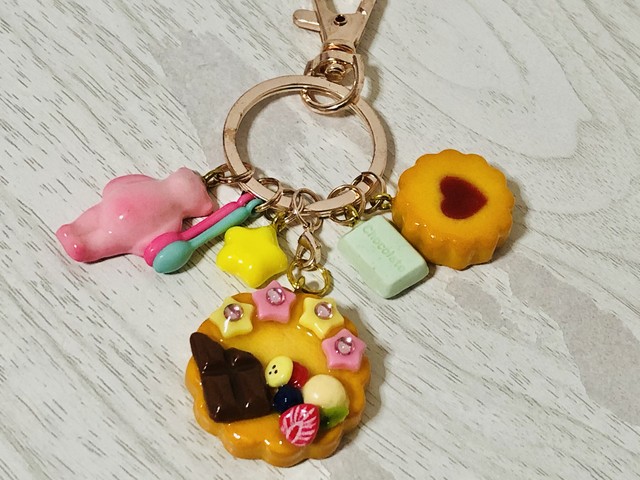 カラフルお菓子のキーリング Tubualice