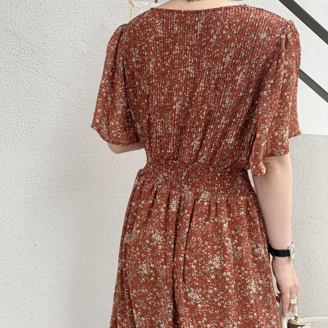 フレアスリーブお上品ワンピース Every Very Niceclaup