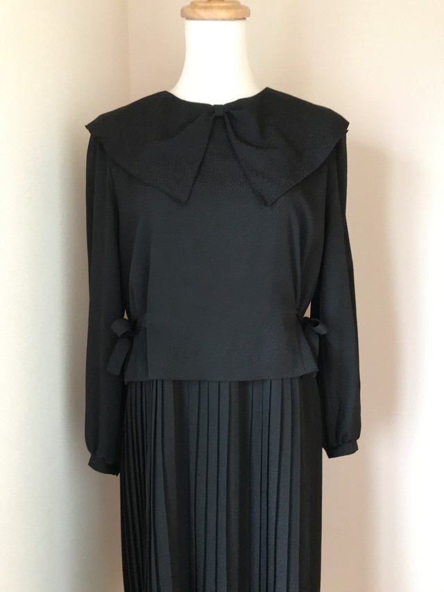 Used レトロ クラシカル 黒 ワンピース 古着 ヴィンテージ Vintage 古着屋mojo