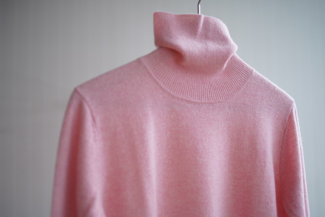 カシミヤ ニット タートル コーラルピンク ニット菊屋