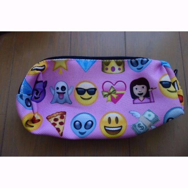 可愛い 絵文字 Emoji ペンケース 筆箱 総柄 ピンク 輸入雑貨のお店アカシヤ