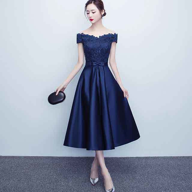 デコルテが綺麗なオフショルダー レースアップされた後ろ姿が綺麗なドレス S375 Kireina Dress キレイナ ドレス