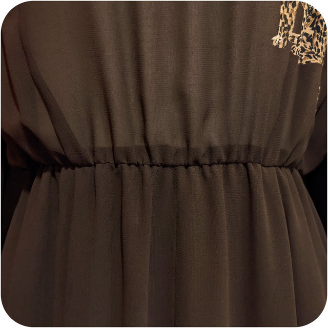 シックなチョコレートブラウンのレオパード柄ワンピース 古着屋キャバレー