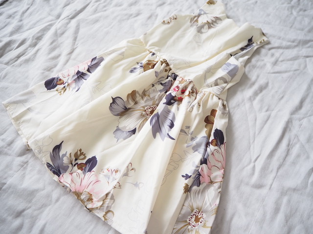 即納 フロントボタン花柄ドレスワンピース 韓国子供服 韓国こども服 インポート ベビー服 キッズ 女の子 男の子 春夏秋冬 ベビー 赤ちゃん Munimuni 韓国子供服 ベビー服 海外インポート子供服