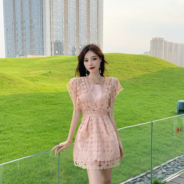 年夏 スクエアカラー ノースリーブ ミニ丈 ネック ハイウエスト 透かしレース 大胆で可愛い 透かしレースミニワンピース 透かしレースミニオールインワン Mahalore To All Ladies