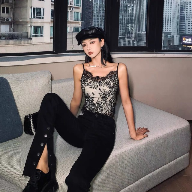 total flower lace camisole