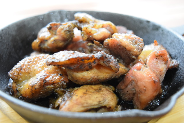 【肉の歯ごたえ、脂の甘みが絶品】新得地鶏炭火焼 5パック(送料込)