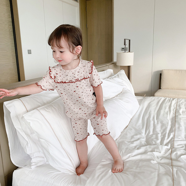 全３色 ルームウェア パジャマ 半袖 フリル ハーフパンツ 花柄 おしゃれ 可愛い 子供 キッズ ベビー 赤ちゃん 男の子 女の子 Hay268 Berceau Select Shop ベルソー セレクトショップ キッズ 親子ペアetc