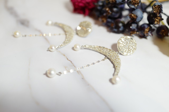 【刺繍ピアス】MoonS3